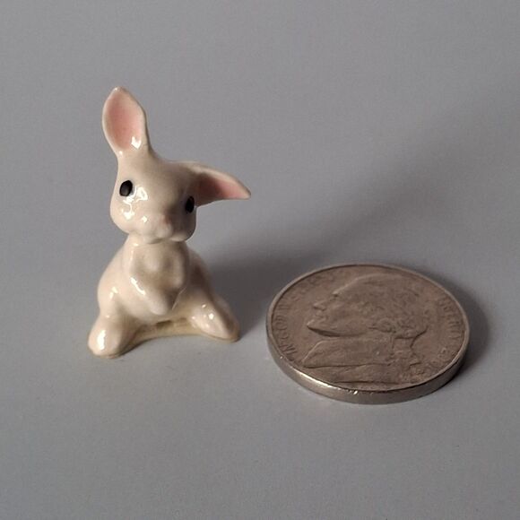 Hagen Renaker Animal Miniature Figurines Bunny Rabbit Vintage Retired - Picture 1 of 6